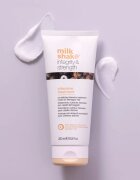 milk_shake® Integrity & Strength Intensive Treatment intenzív maszk a károsult hajra 200 ml