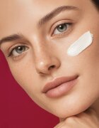 Miraculum Exosome Regenesis megújító éjszakai krémes arcmaszk a bőr regenerációjára 50 ml