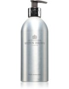 Molton Brown Black Pepper felfrissítő tusfürdő gél 400 ml