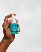 Moroccanoil Hydration Leave-in Conditioner öblítést nem igénylő spray kondicionáló a hidratálásért és a fényért 50 ml