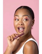 MUA Makeup Academy Hydra Juice Peptide Shimmer Lip Stylo csillogó rúzs tápláló hatással árnyalat Cherry Kiss 1.5 g