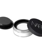 Nars Light Reflecting™ SETTING POWDER - LOOSE bőrvilágosító púder árnyalat CRYSTAL 11 g