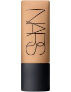 Nars SOFT MATTE Complete Foundation mattító alapozó árnyalat BARCELONA 45 ml