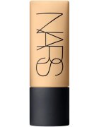 Nars SOFT MATTE Complete Foundation mattító alapozó árnyalat FIJI 45 ml