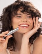 NEO MAKE UP Intense Serum Triple Action Lip Balm Stick tonizáló ajakbalzsam SPF 30 árnyalat 04 Got Sweet Apricot 5.5 g