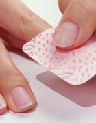NeoNail Pads Lint-Free Perforated tisztító vattakorong körmökre 175 db