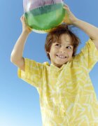 Nivea Kids Magic Apple gyengéd tusoló gél és sampon gyermekeknek 3 az 1-ben 500 ml