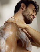 Nivea MEN Hydrocare tusfürdő gél arcra testre és hajra takarékos kiszerelés 2 x 500 ml