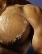 Nivea MEN Hydrocare tusfürdő gél arcra testre és hajra takarékos kiszerelés 2 x 500 ml