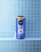 Nivea MEN Strong Power sampon a haj növekedéséért és megerősítéséért a hajtövektől kezdve 500 ml