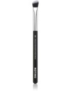 Notino Makeup Brushes Professional Angled Eyeshadow Shader Make-Up Brush 203 ecset az alap szemhéjfestékekre 1 db