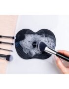 Notino Makeup Brushes Silicone Cleaning Mat For Make-Up Brushes tisztító ecset alátét Black 1 db