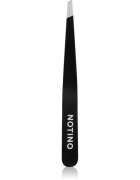 Notino Tweezers Black ferde végű szemöldökcsipesz 1 db