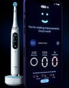 Oral-B iO10 elektromos fogkefe White