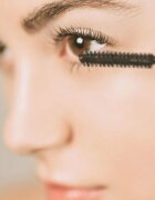 Perricone MD No Makeup Mascara szempillaspirál a dúsabb és hosszabb pillákért árnyalat Soft Black 8 g