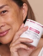 Peter Thomas Roth EVEN SMOOTHER™ Glycolic Retinol Resurfacing Peel Pads arctisztító peeling párnácskát éjszakára 1 kapsz.
