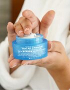 Peter Thomas Roth Water Drench Hyaluronic Cloud Rich Barrier Moisturizer gazdag hidratáló krém a bőrréteg megújítására 50 ml