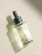 Pyunkang Yul Calming Moisture Serum nyugtató és hidratáló szérum az érzékeny arcbőrre 30 ml