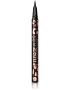 Revolution Fierce Flick Szemceruza árnyalat Black 0.6 ml