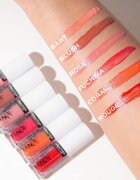 Revolution Relove Baby Tint folyékony arcpír és szájfény árnyalat Rose 1.4 ml