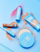 Rimmel Kind & Free multifunkcionális smink a szemre az ajkakra és az arcra árnyalat 005 Berry Sweet 5 g