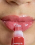 Rude Cosmetics Save My Lips tápláló és hidratáló ajakbalzsam peptidekkel árnyalat Cherry 15 ml