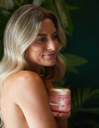 Sanctuary Spa Lily & Rose Collection testápoló peeling virág illattal 300 g