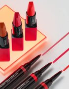 Shiseido Makeup Technosatin gel lipstick selyem rúzs árnyalat 410 Lilac Echo 4 g