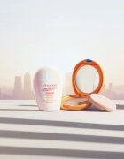 Shiseido Sun Care Urban Environment Age Defense mattító napozó krém az arcra SPF 30 30 ml