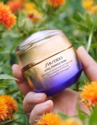 Shiseido Vital Perfection Uplifting and Firming Advanced Cream Soft gyengéd feszesítő krém Nappali és éjjeli ápolás 50 ml