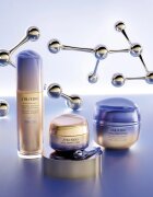 Shiseido Vital Perfection Uplifting & Firming Advanced Eye Cream liftinges szemkrém 15 ml