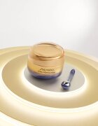 Shiseido Vital Perfection Uplifting & Firming Advanced Eye Cream liftinges szemkrém 15 ml