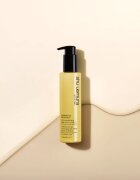 Shu Uemura Essence Absolue nyugtató és tápláló krém hajra 150 ml