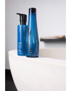 Shu Uemura Muroto Volume tömegnövelő kondicionáló gyenge szálú hajra tengeri ásványokkal 250 ml