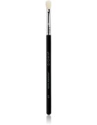Sigma Beauty Eyes E27 satírozó szemhéjpúderecset 1 db