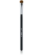 Sigma Beauty Eyes E55 Eye Shading Brush árnyékoló - és satírecset 1 db