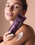 Sisley Black Rose Beautifying Emulsion hidratáló emulzió testre 200 ml