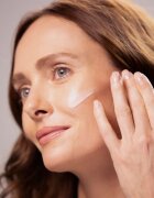 Sisley L'Integral Anti-Age Radiance AntiDark Spot Serum élénkítő szérum a sötét foltok ellen 30 ml