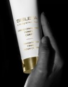 Sisley Sisleÿa L'Integral Anti-Age Concentrated Firming Body Cream feszesítő testkrém a bőr öregedése ellen 150 ml