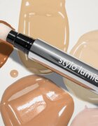 Sisley Stylo Lumière világosító szemceruza toll kiszerelésben a ráncok és a sötét karikák ellen árnyalat 6 Spice Gold 2.5 ml
