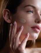 Sisley Supremÿa At Night éjszakai revitalizáló krém a bőr öregedése ellen és a bőr feszesítéséért 50 ml