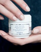 Sisley Velvet Nourishing Cream with Saffron Flowers hidratáló krém száraz és érzékeny bőrre 50 ml