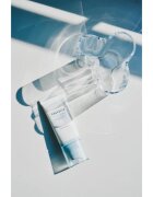 SKIN1004 Madagascar Centella Hyalu-Cica Water-Fit Sun Serum védő szérum hidratáló hatással SPF 50+ 50 ml