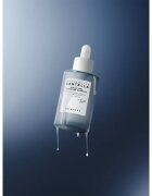 SKIN1004 Madagascar Centella Hyalu-Teca Plumping Ampoule intenzív hidratáló szérum a bőr öregedése ellen és a bőr feszesítéséért 50 ml