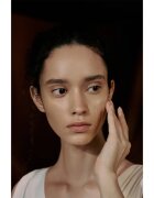 SKIN1004 Madagascar Centella Probio-Cica Intensive Ampoule nyugtató szérum a bőrréteg megújítására 50 ml
