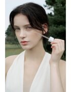 SKIN1004 Madagascar Centella Tea-Trica Relief Ampoule nyugtató arcszérum problémás és pattanásos bőrre 100 ml