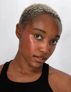 Smashbox LIT STX Blushlighter élénkítő arcpirosító stift árnyalat Flash Mauve 5 g