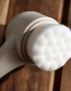 So Eco Facial Cleansing Brush kétoldalas arctisztító kefe komposztálható nyéllel 1 db