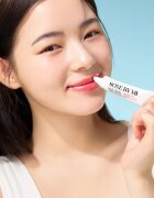 Some By Mi V10 Hyal Lip Protector ajakvédő balzsam SPF 15 árnyalat Berry 7 ml