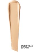 SOSU Cosmetics Studio Wear fedő hatású alapozó SPF 50 árnyalat 02 W 32 ml